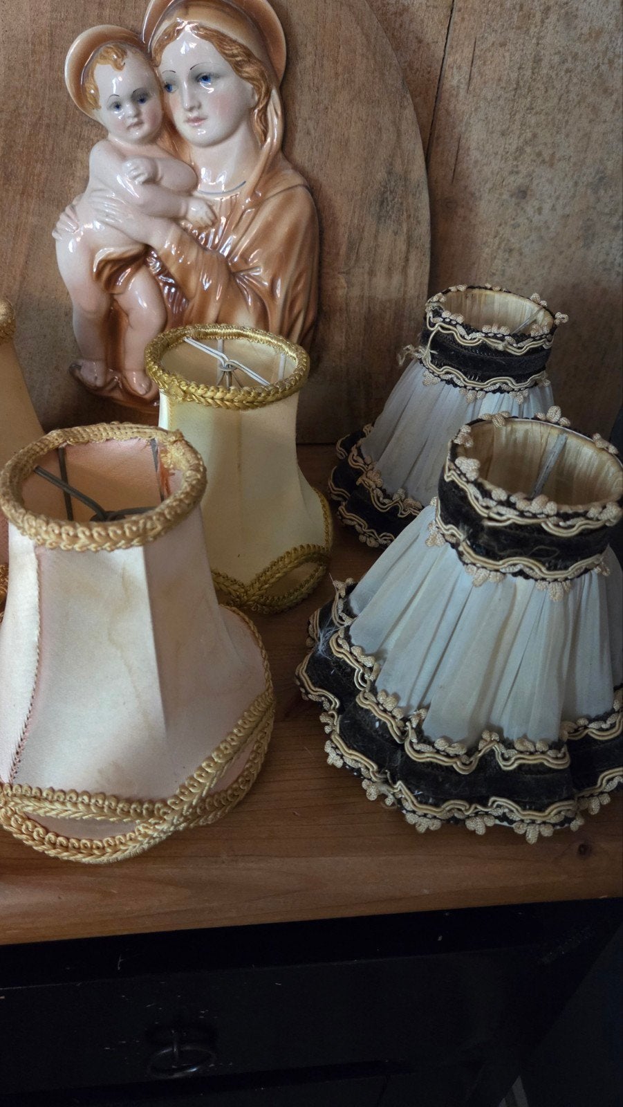 6 prachtige brocante/vintage lampenkapjes, Gebruikt, Ophalen of Verzenden, Textiel, Overige vormen