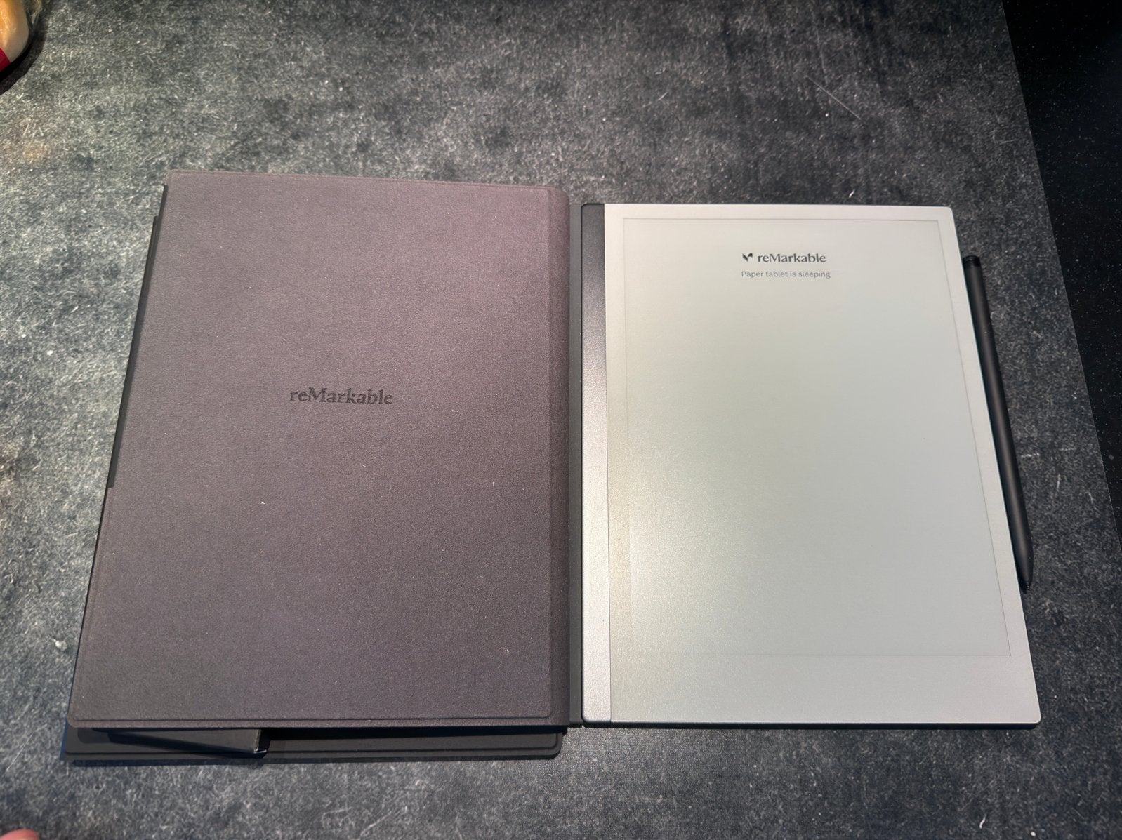 reMarkable 2 met Marker Plus en Keyboard Folio, Computers en Software, E-readers, 8 GB, Touchscreen, Ophalen of Verzenden, Zo goed als nieuw