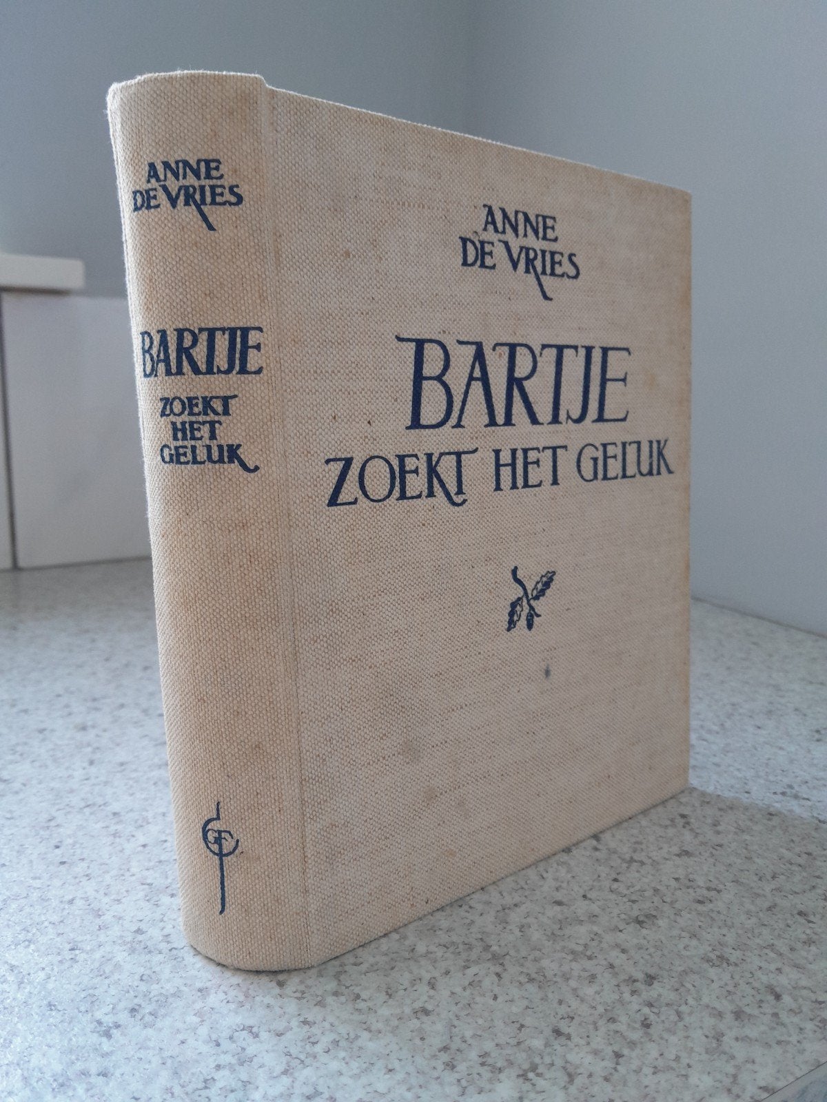 Oude uitgave van Bartje zoekt het geluk, Gelezen, Ophalen of Verzenden, Anne de Vries, Drenthe