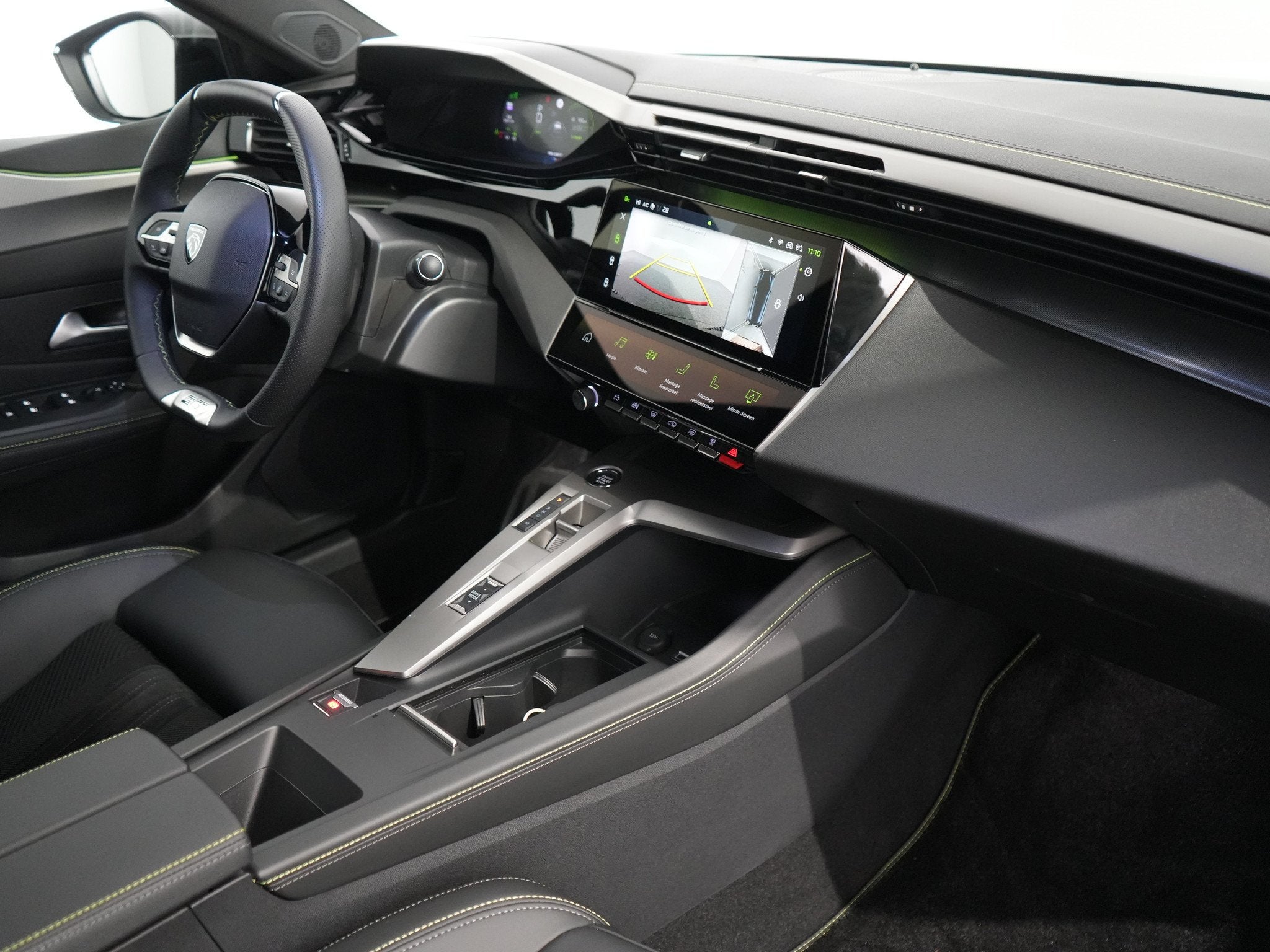 Peugeot 308 SW 1.2 Hybrid 145 e-DCS6 GT, Gebruikt, 1199 cc, Zwart, Origineel Nederlands