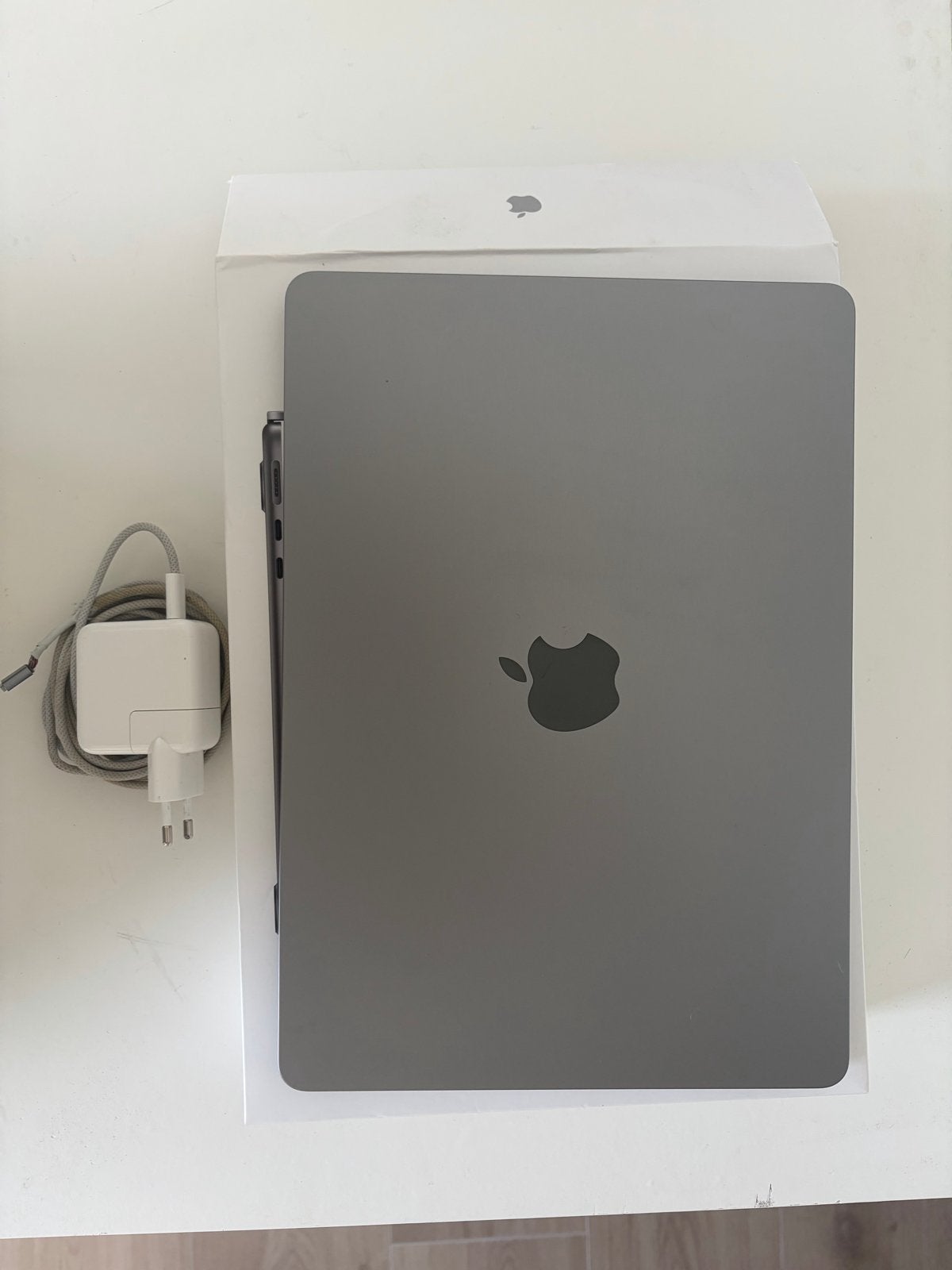 MacBook Air M2 2022 512GB - Zo goed als nieuw, Computers en Software, Qwerty, 8 GB, 13 inch, 512 GB
