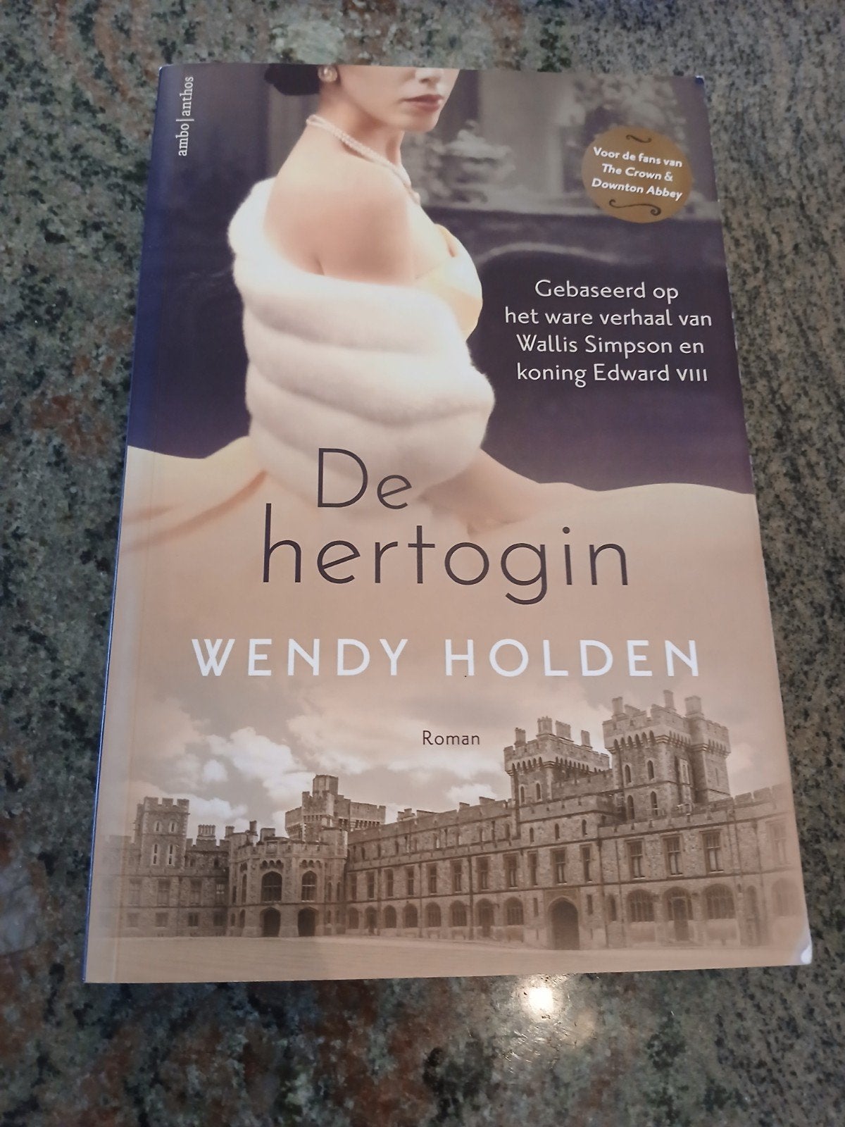 de hertogin  wendy holden, Ophalen of Verzenden