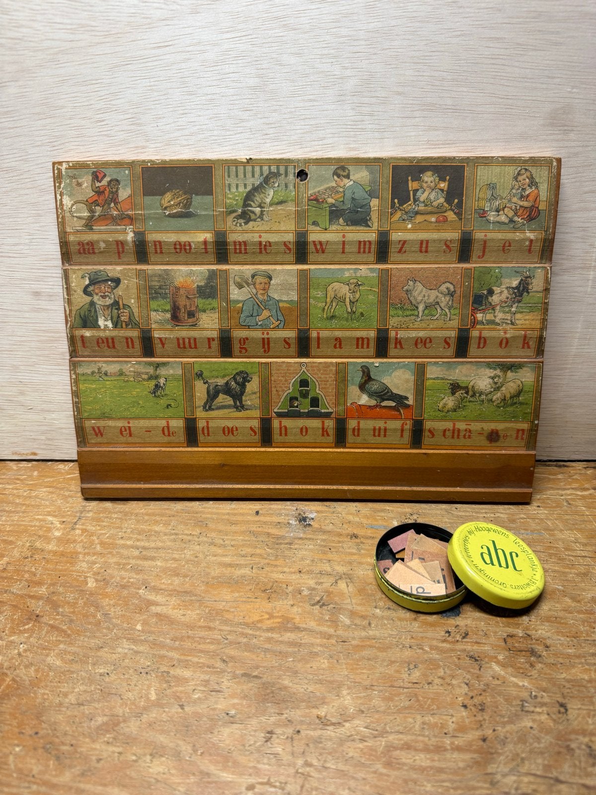 Vintage Hoogeveens verbeterd leesplankje Aap Noot Mies, Ophalen of Verzenden