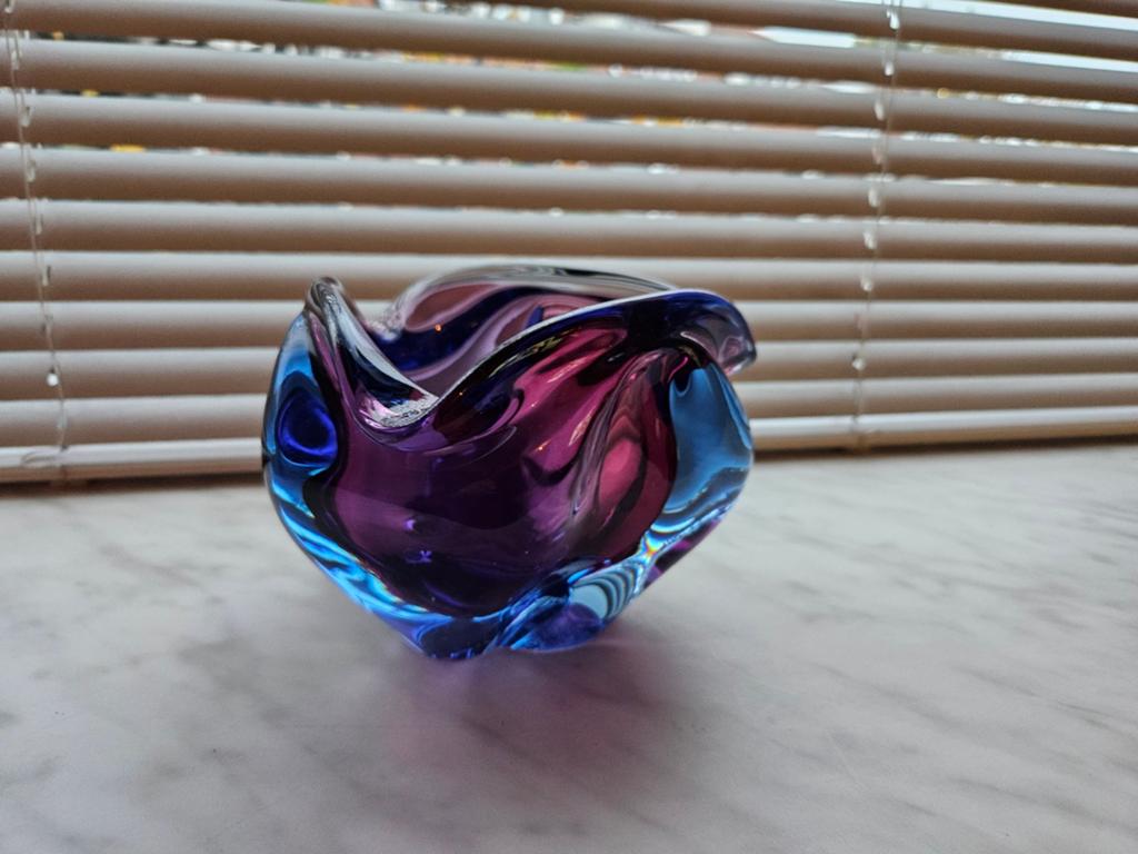 Mooie glazen schaal in blauw en paars, Ophalen