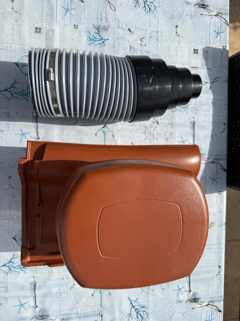 Roben Flandern Plus Engobe dakdoorvoer., Ophalen, Steen of Klei, Nieuw, Minder dan 5 m²