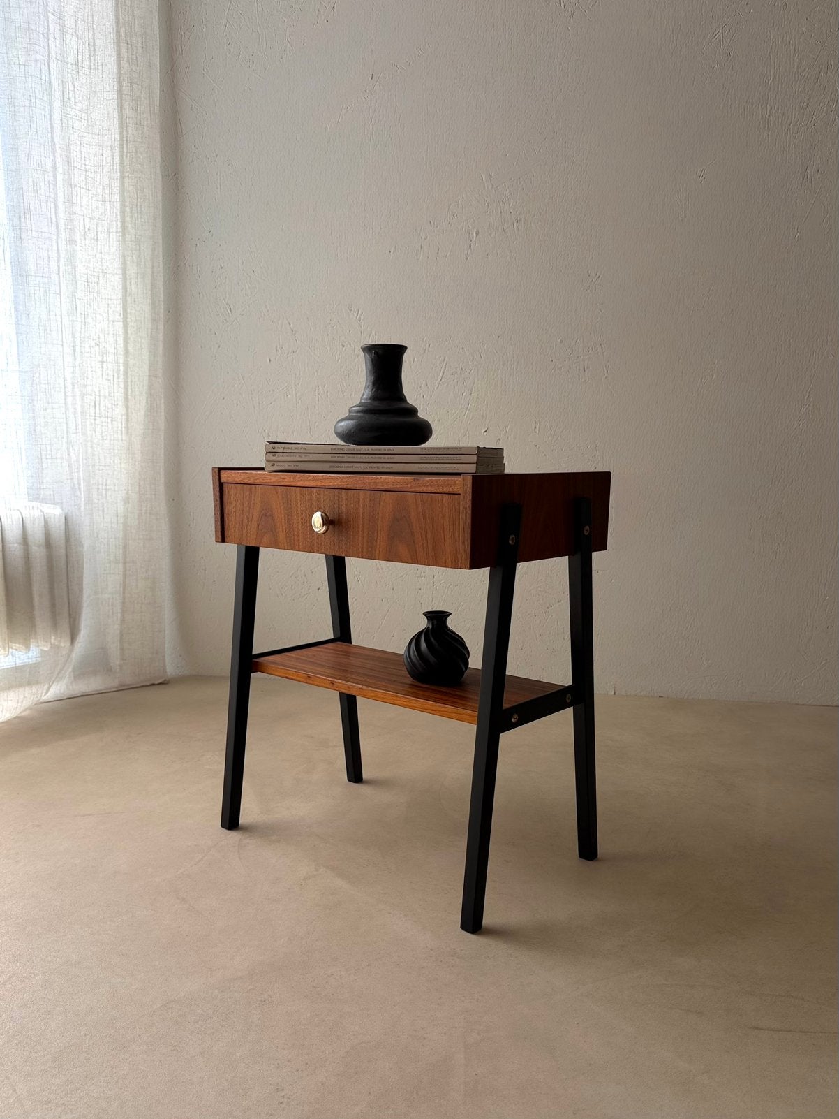 Scandinavisch ladekastje teak jaren 60 | Bij de Tijd, 1 of 2 laden, Scandinavisch, Ophalen of Verzenden, Zo goed als nieuw
