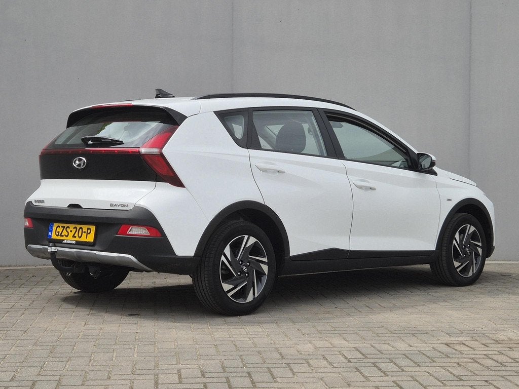Hyundai Bayon 1.0 T-GDI Comfort / Trekhaak vast / Navigatie, Voorwielaandrijving, Gebruikt, Euro 6, 1095 kg