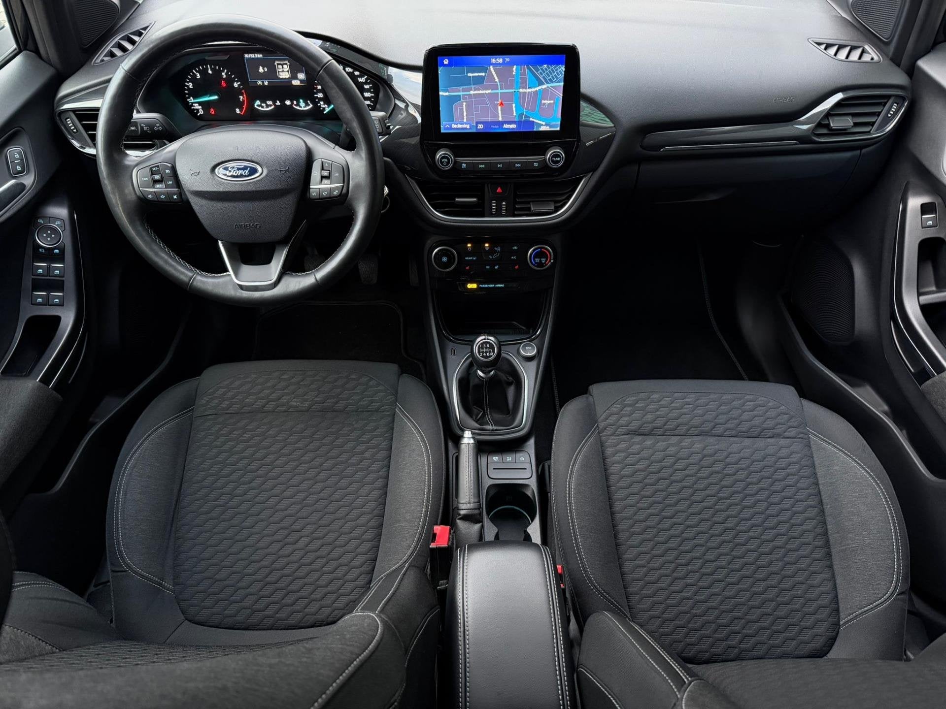 Ford Puma 1.0 EcoBoost Titanium|Navi|Rijklaar, Voorwielaandrijving, Zwart, 1226 kg, Zwart