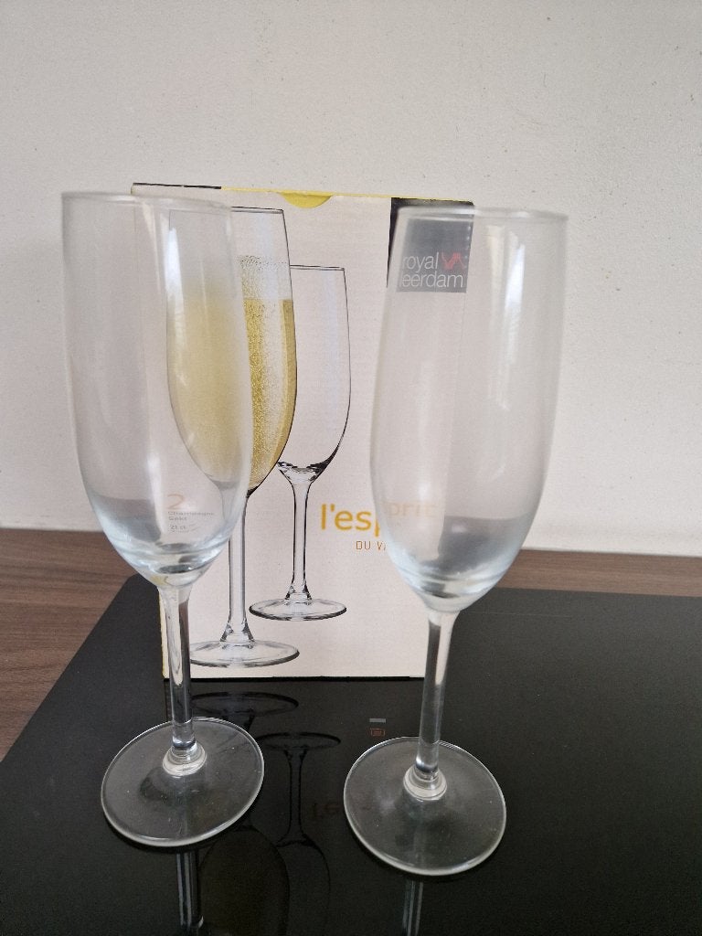 NIEUW Royal Leerdam 2 champagneglazen, Glas of Glazen, Overige merken, Nieuw, Ophalen of Verzenden