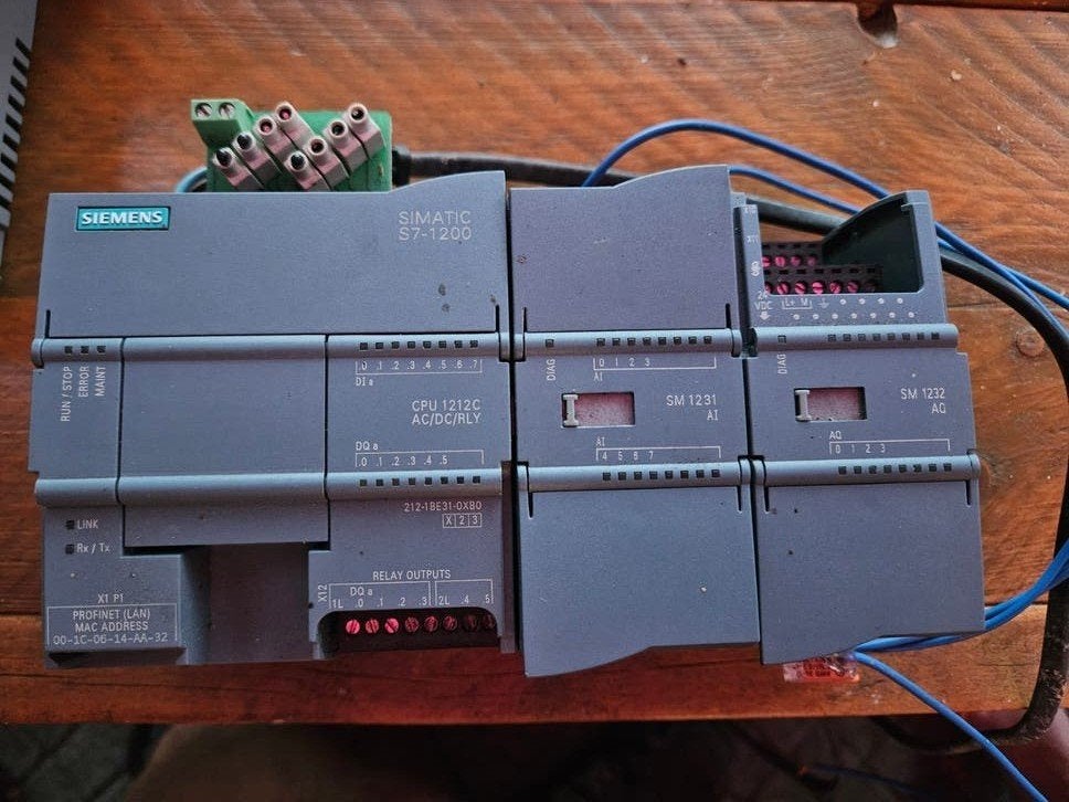 Siemens SIMATIC S7-1200 CPU + anologe in/uitgangs module, Ophalen of Verzenden, Gebruikt