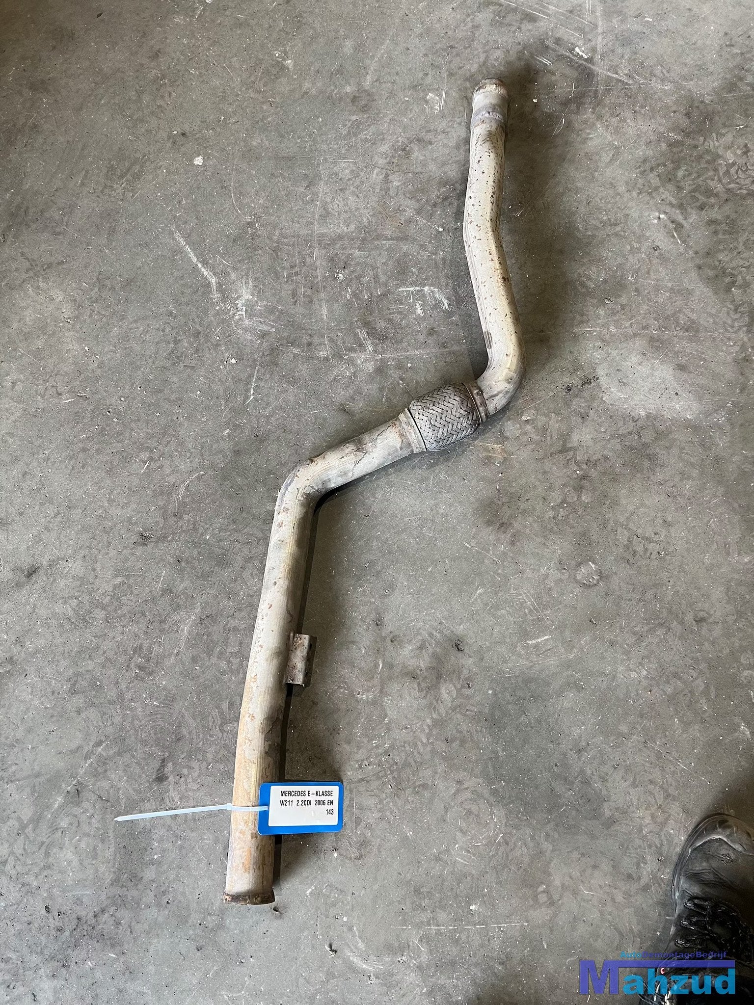 MERCEDES E KLASSE W211 2.2 CDI uitlaat middendemper 2002-200, Gebruikt, Mercedes-Benz AG, Mercedes-Benz, Ophalen of Verzenden
