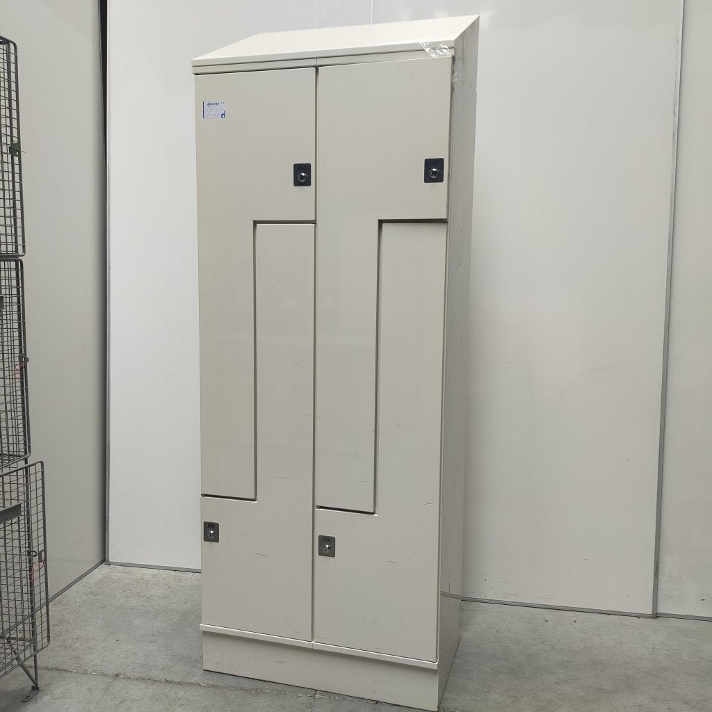 4-deurs Oostwoud ruimte besparende Z-lockerkast - 220x80x50, Niet ingevuld, Gebruikt, Niet ingevuld, Niet ingevuld