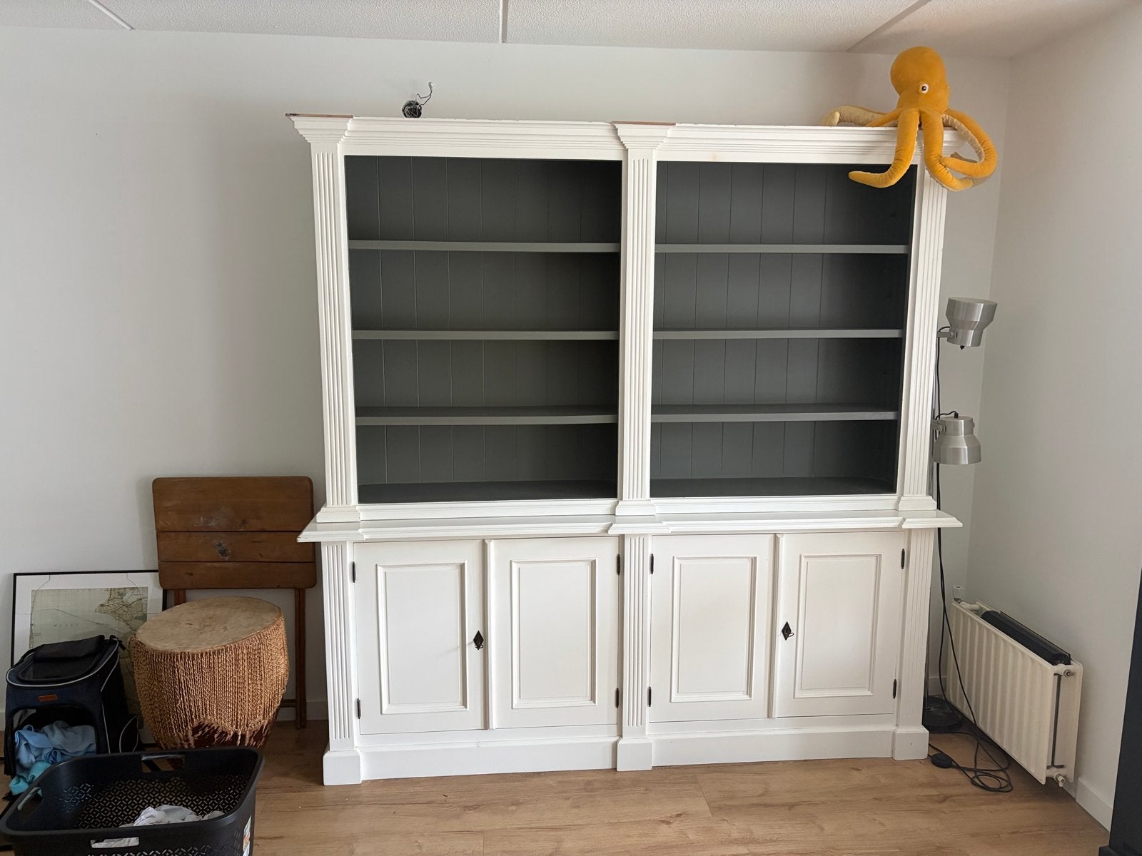 Massief houten boekenkast/vitrinekast, Huis en Inrichting, Ophalen, Gebruikt, 200 cm of meer, 25 tot 50 cm