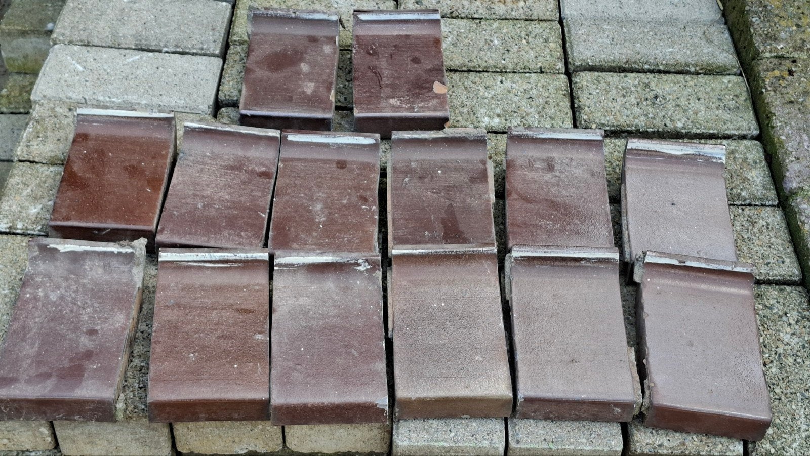 Bruine waterslagen 14 stuk. 12 als nieuw, Ophalen, Gebruikt, 15 m² of meer, Dakpannen