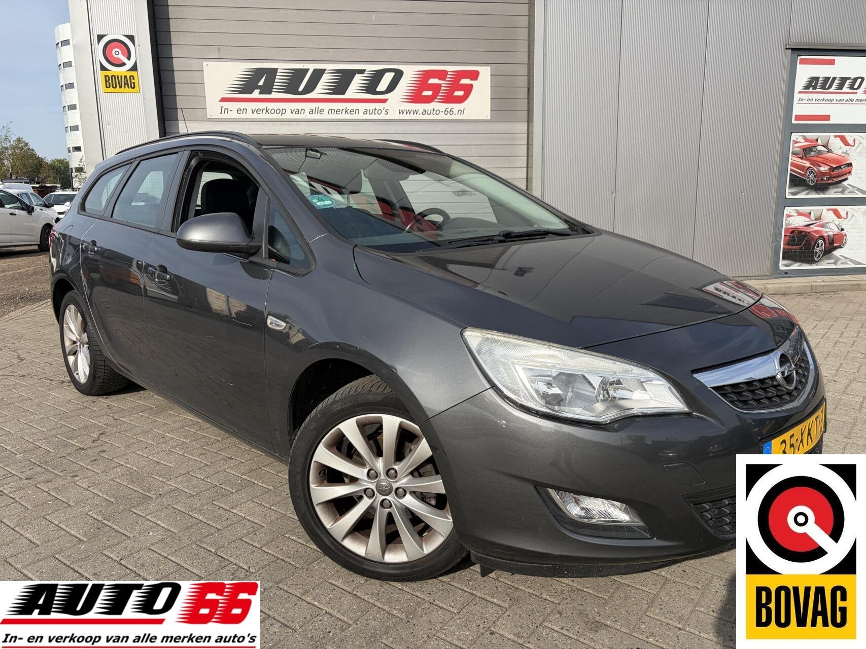 Opel Astra Sports Tourer 1.4 Edition, Auto's, Voorwielaandrijving, Euro 5, Gebruikt, 4 cilinders