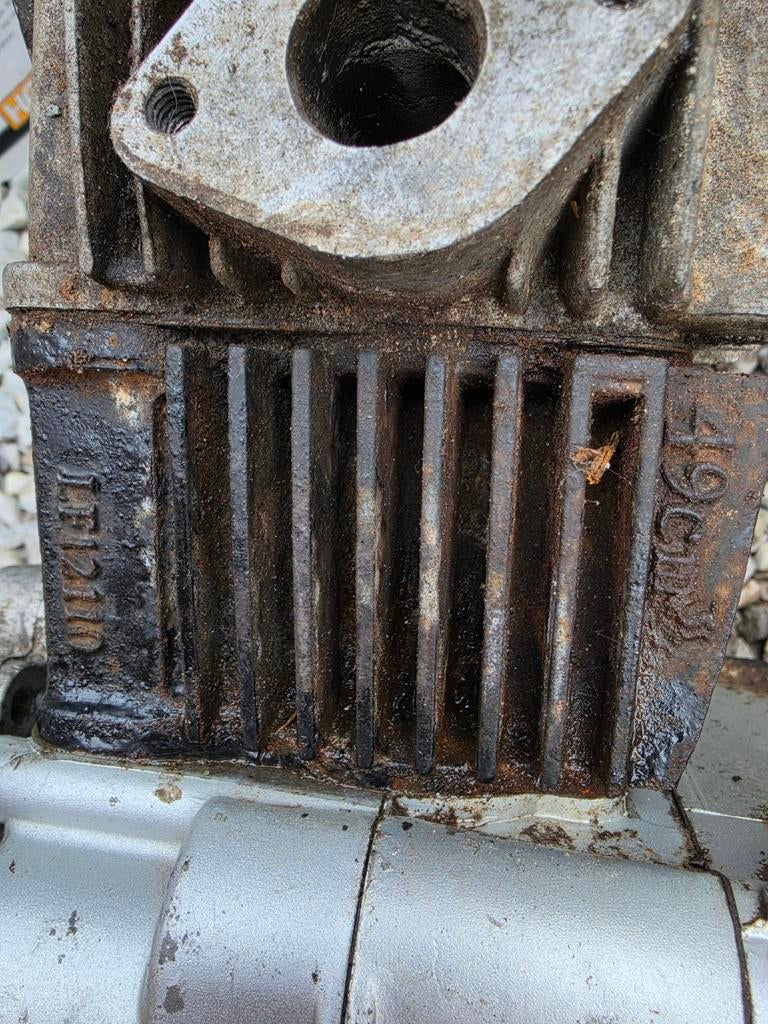Honda motorblok 49cm3 voor onderdelen, Motoren, Ophalen of Verzenden, Gebruikt