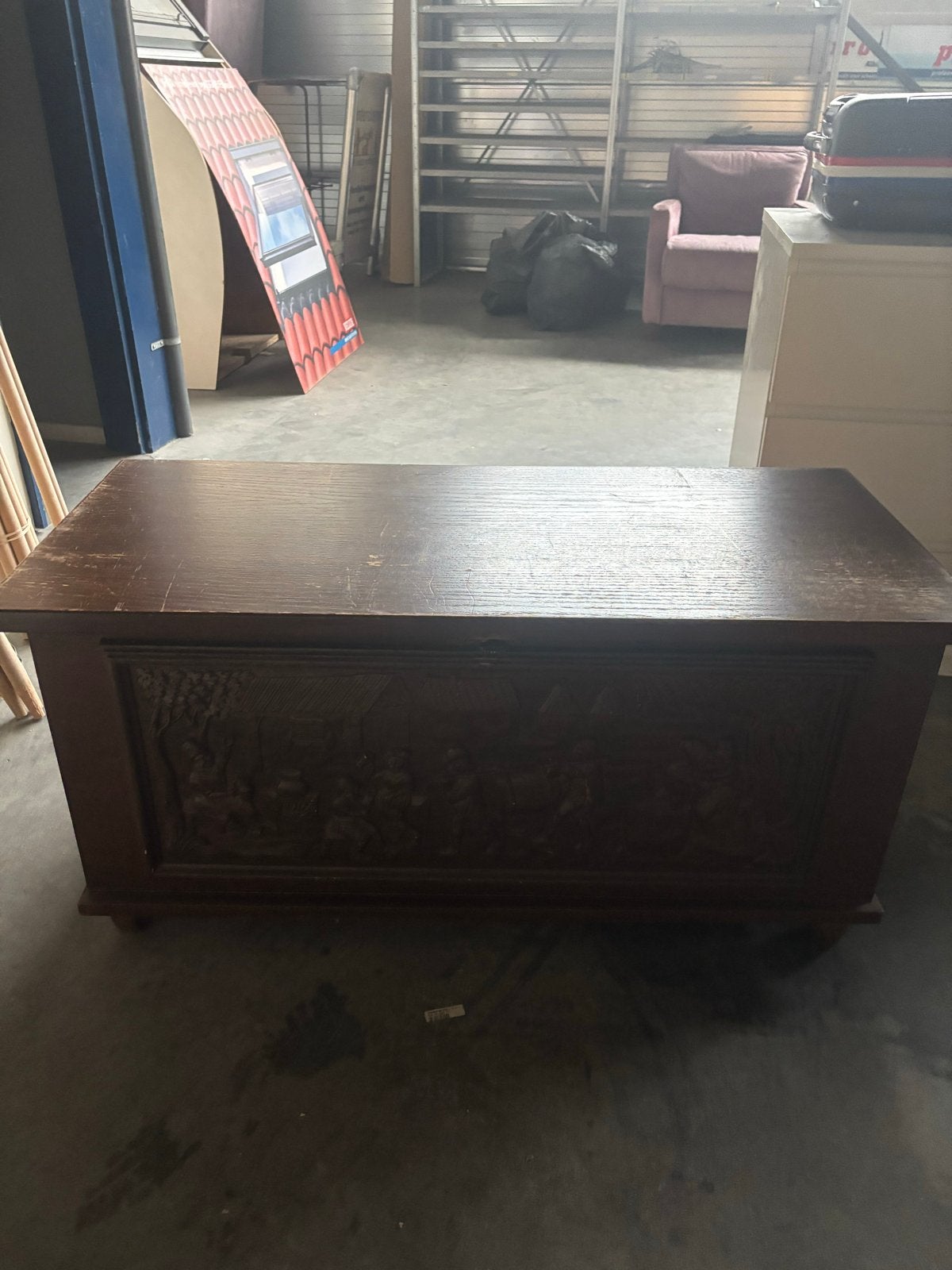 Vintage houten kist met houtsnijwerk, Ophalen, 50 – 75, Gebruikt, 100 tot 150 cm