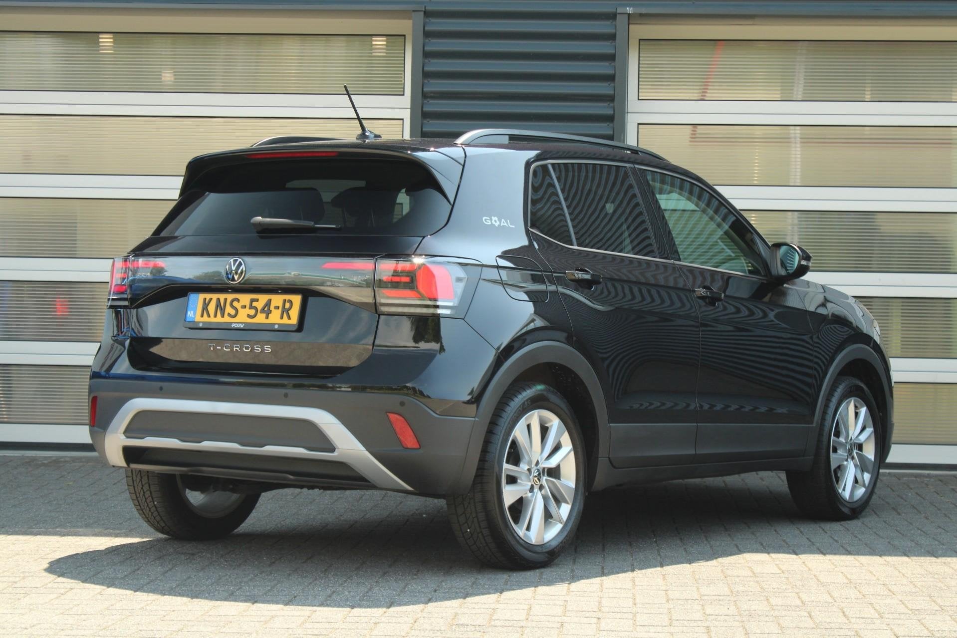 Volkswagen T-Cross 1.0 TSI 95pk Life "Goal" | Draadloos CarP, Voorwielaandrijving, 12 maanden, Gebruikt, Euro 6