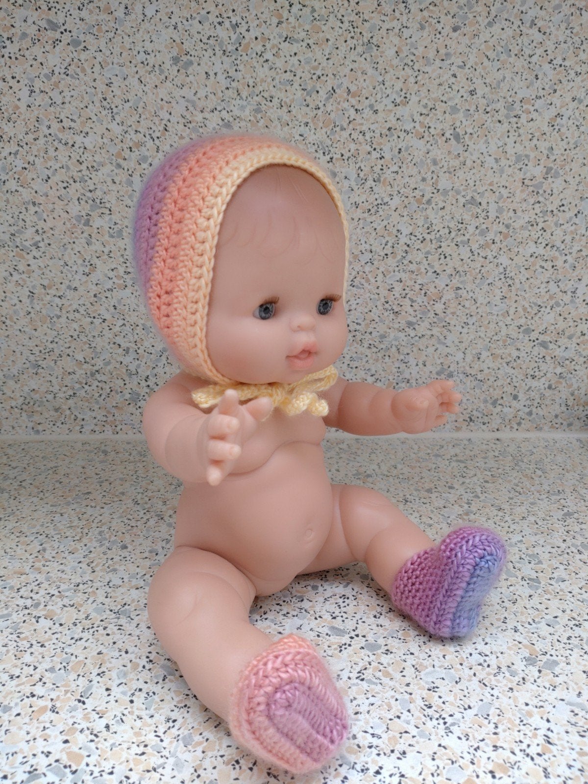 Bonnet mutsje en schoentjes Paola Reina Gordi pop, Ophalen of Verzenden, Nieuw, Babypop