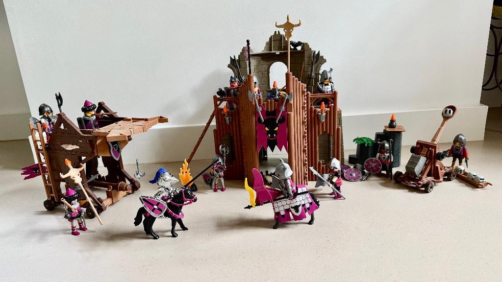 Compleet leger van paarse ridders uit 2005, Kinderen en Baby's, Speelgoed | Playmobil, Ophalen of Verzenden, Zo goed als nieuw