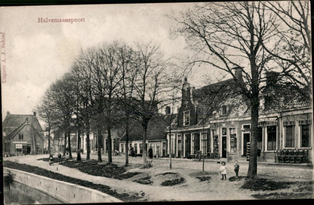 dokkum, kvr4-2496 halvemaanspoort, Verzenden, Voor 1920, Gelopen, Friesland