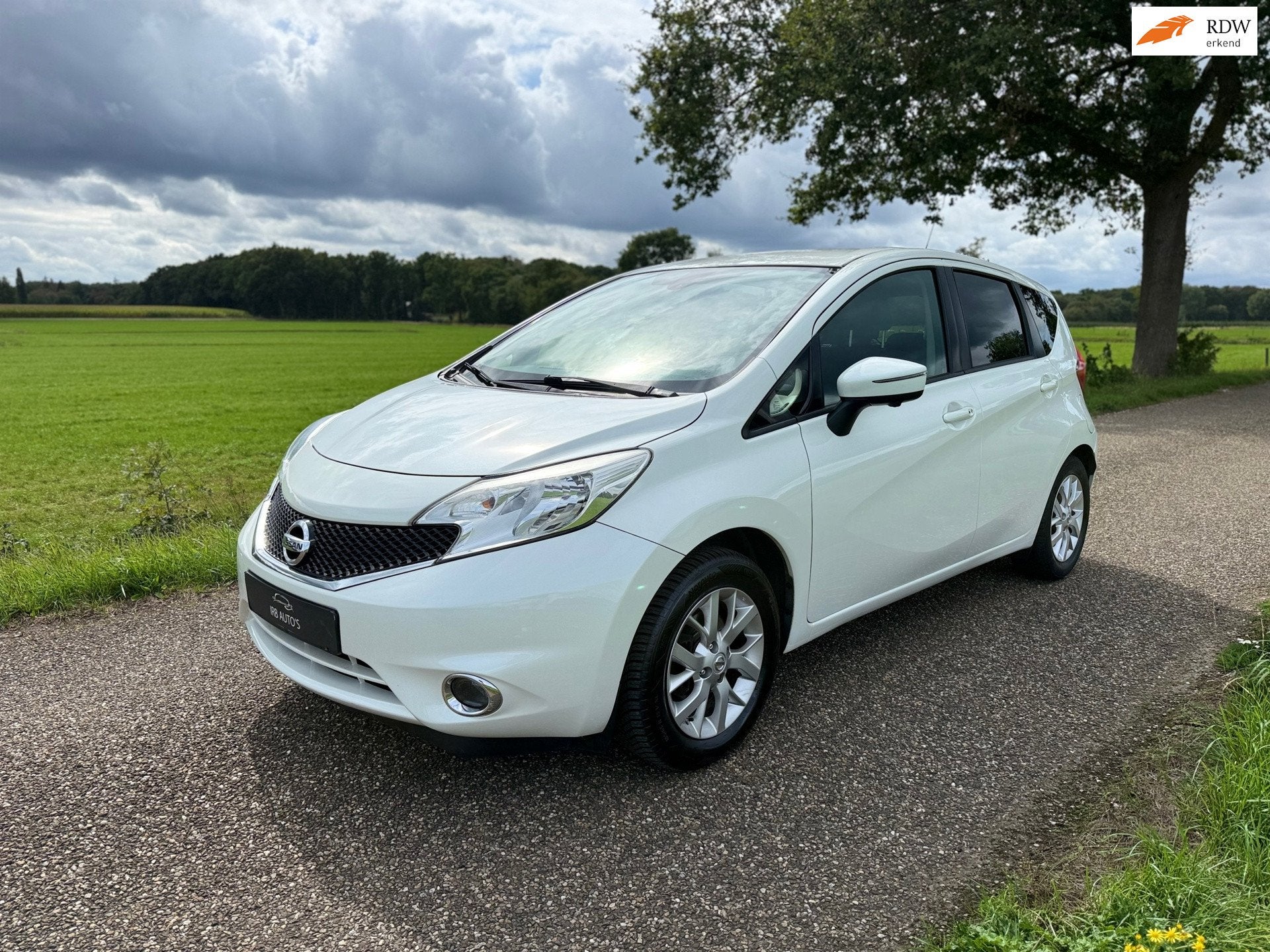 Nissan Note 1.2 Connect Edition KEYLESS / CAMERA / AIRCO / N, Voorwielaandrijving, Gebruikt, Navigatiesysteem, 1096 kg