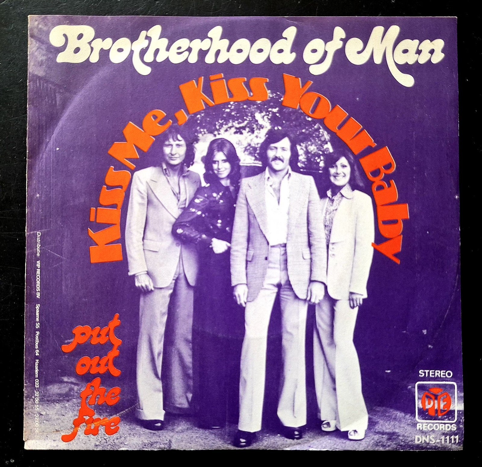 7"/SINGLE  BROTHERHOOD OF MAN - Kiss Me, Kiss Your Baby, Ophalen of Verzenden, Gebruikt, Pop