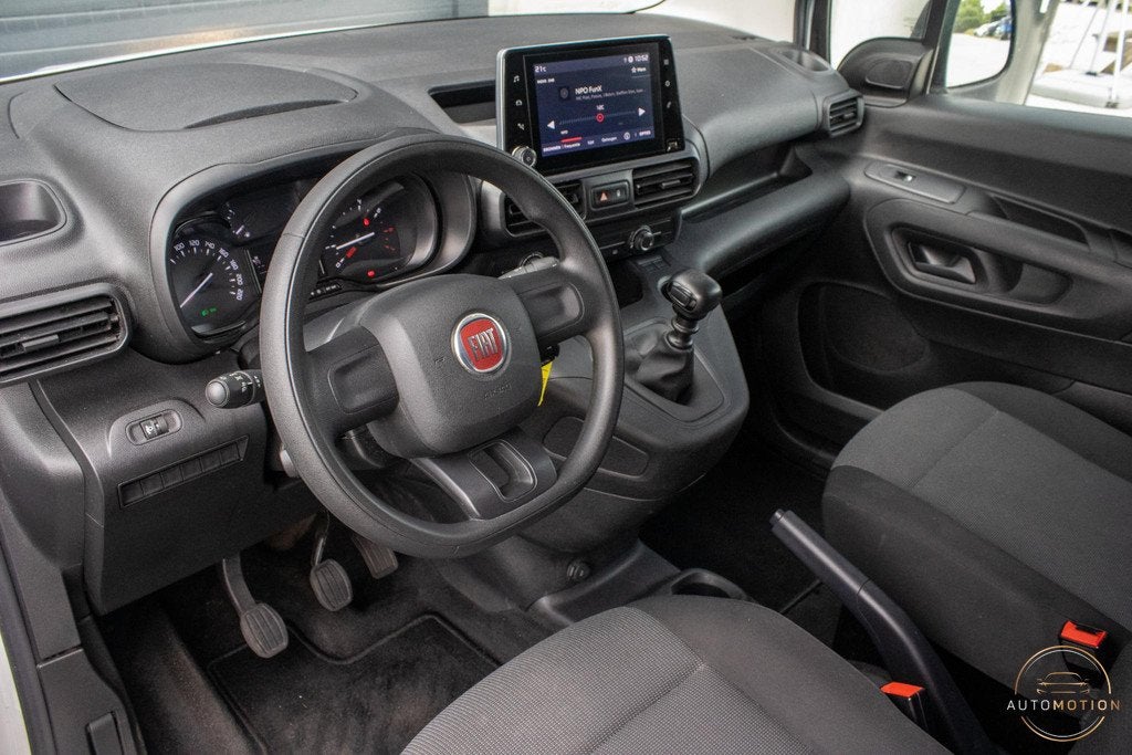 Fiat Doblò 1.5D 100pk L1 650kg Carplay 1e eigenaar Airco Cr, Auto's, Voorwielaandrijving, 1350 kg, Stof, Gebruikt