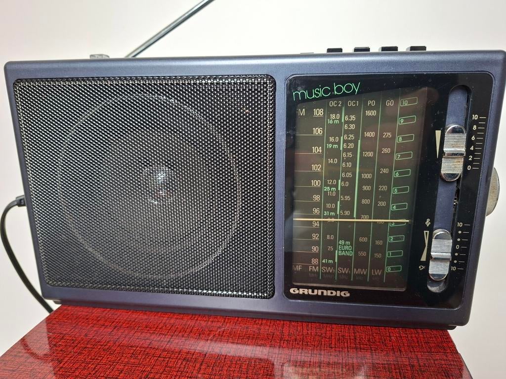 Grundig transistor radio., Audio, Tv en Foto, Radio's, Ophalen of Verzenden