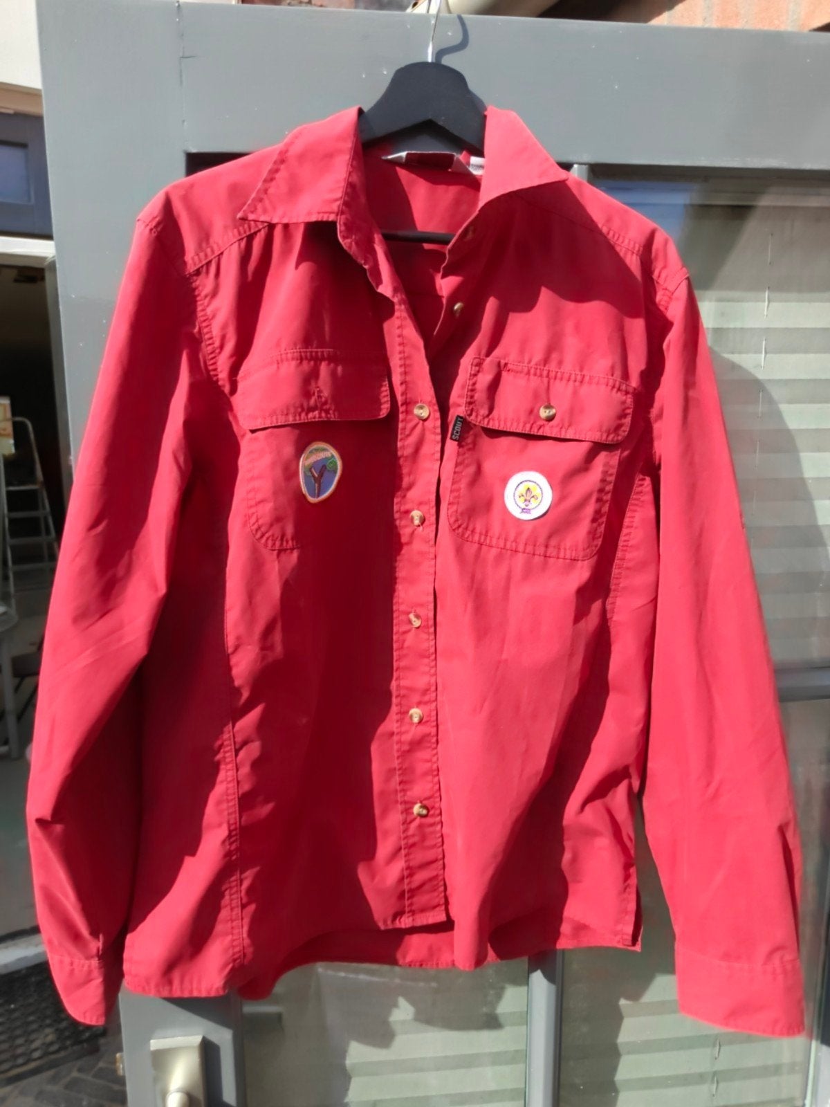 Scoutfit dames blouse rood/brique explorer pivo maat 44, Verzamelen, Ophalen of Verzenden, Zo goed als nieuw, Kleding