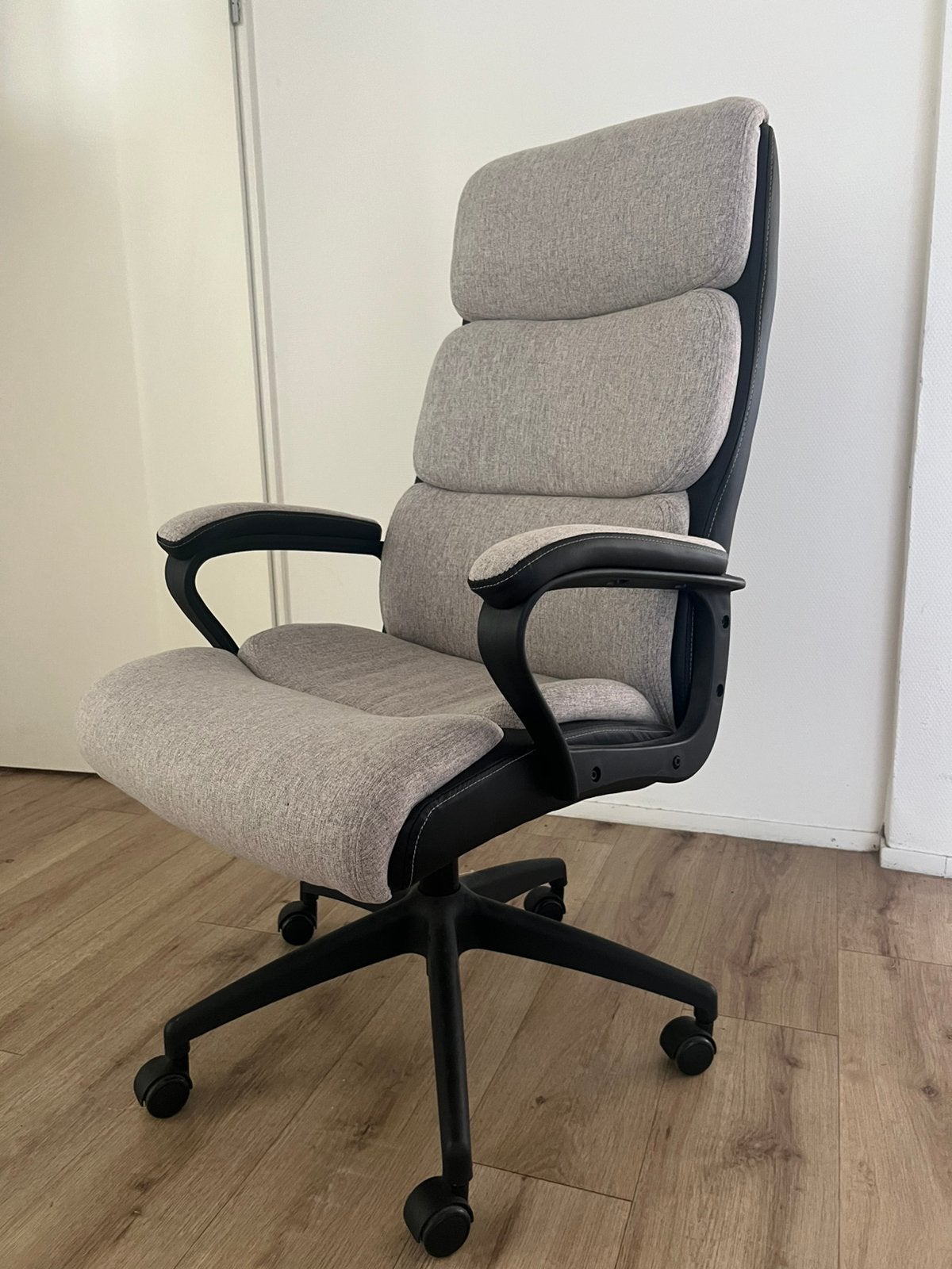Bureaustoel desk chair JYSK, Ophalen, Gebruikt, Grijs, Bureaustoel