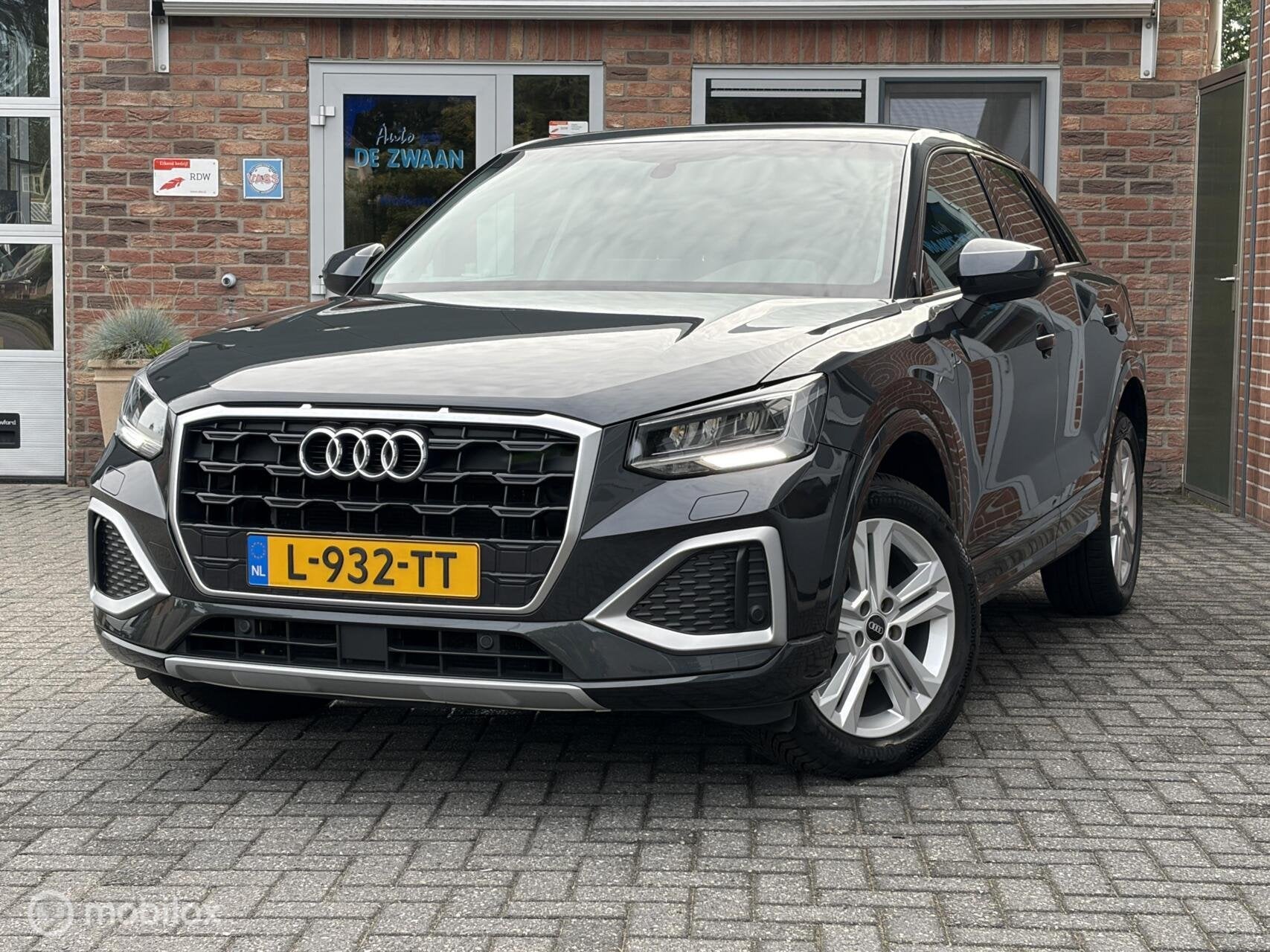 Audi Q2 30 TFSI Advanced edition|Virtueel Cockpit|Camera|Car, Auto's, Voorwielaandrijving, Dealer onderhouden, Gebruikt, Origineel Nederlands