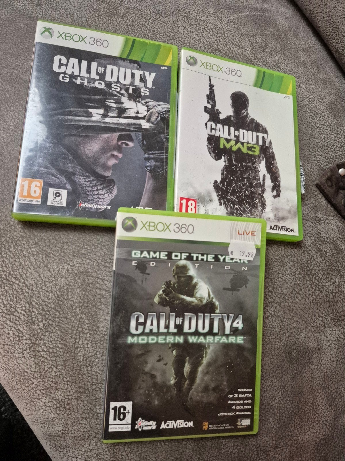 3 Call of Duty games voor Xbox 360: Ghosts, MW3, MW4, Spelcomputers en Games, Games | Xbox 360, Online, Gebruikt, Shooter, 1 speler
