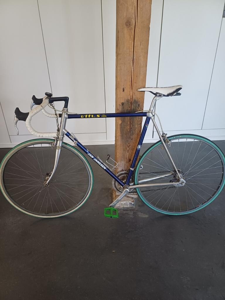 Jan Jansen Vitus  racefiets mt 57, alu, Campagnolo Veloce, Fietsen en Brommers, Fietsen | Racefietsen, Overige merken, 28 inch