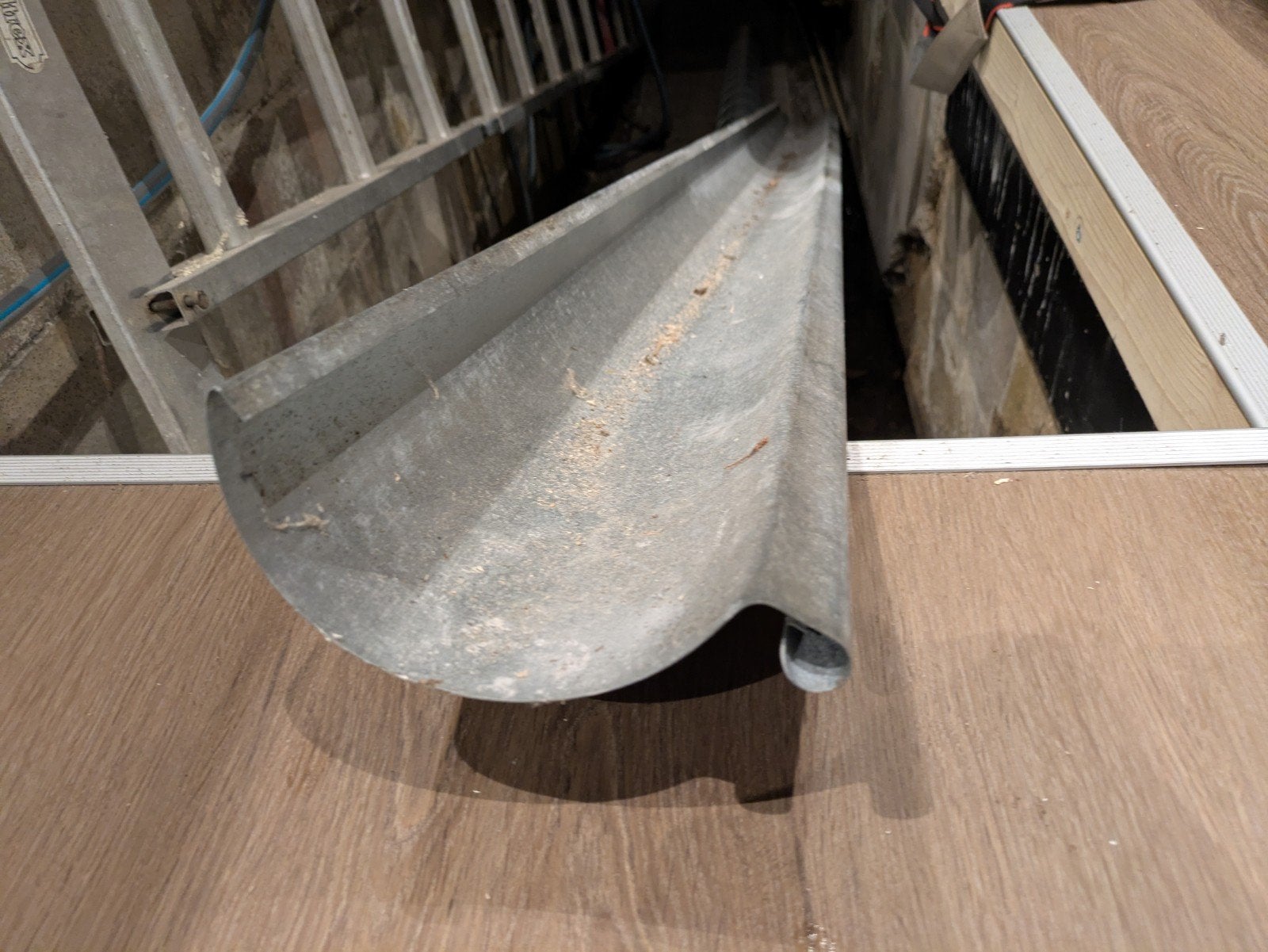Zinken dakgoot 3 meter lang, Ophalen, Gebruikt