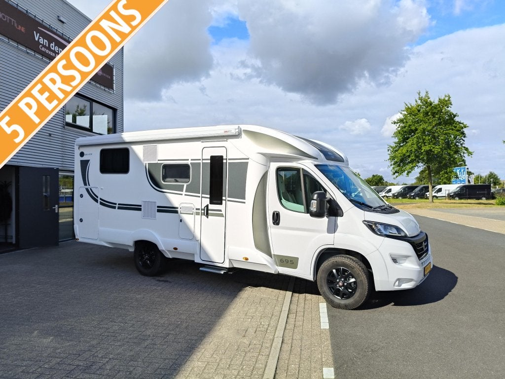 Sun Driver T695 Elegance Qeensbed en hefbed 5 persoons!, Overige merken, Chemisch toilet, Ringverwarming, 6 tot 7 meter