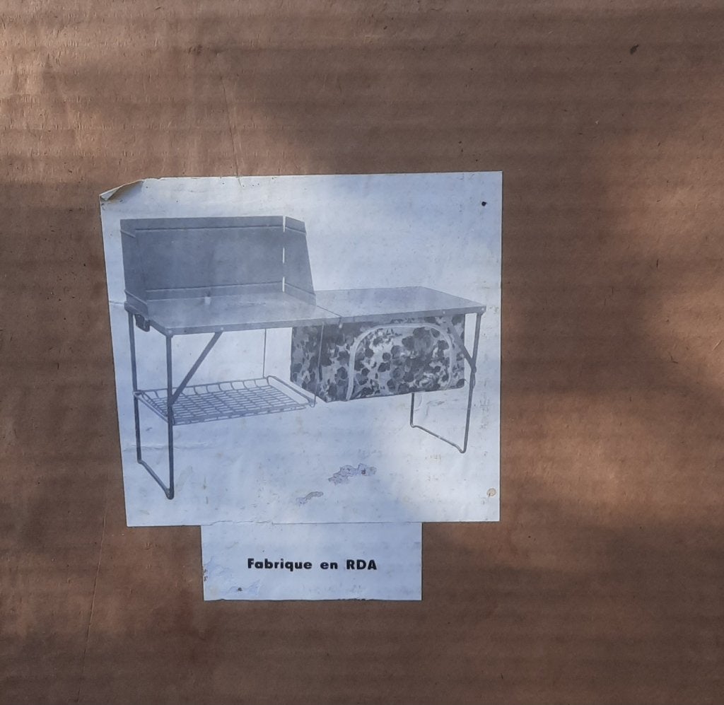Vintage opvouwbare campingkeuken DDR, Ophalen, Zo goed als nieuw