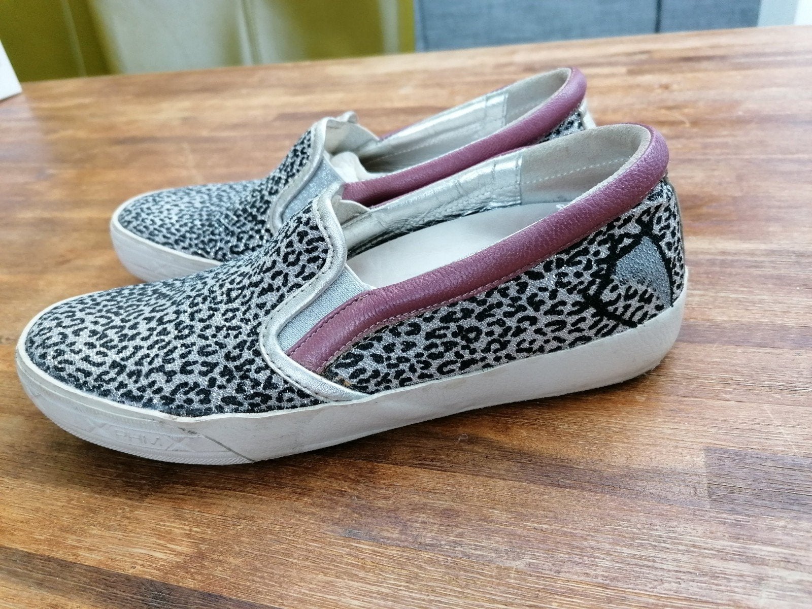 Philippe model 38 poema glitter leren instappers espadrilles, Kleding | Dames, Schoenen, Zo goed als nieuw, Espadrilles of Moccasins