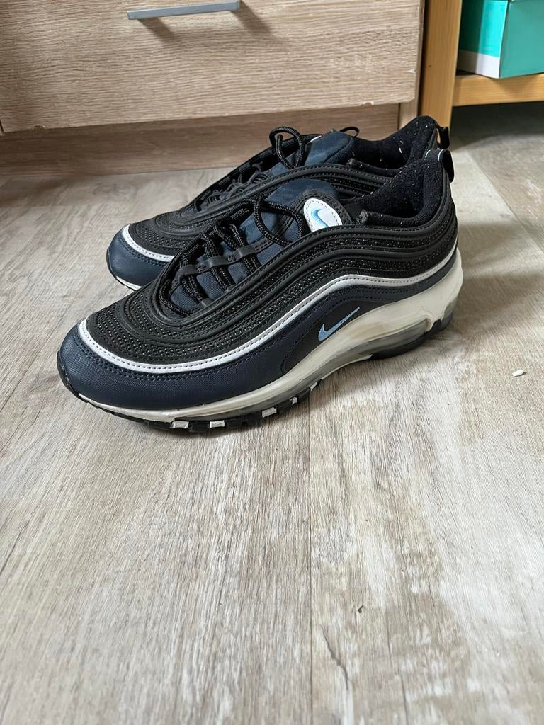 Nike Air Max sneakers maat 41 - Zo goed als nieuw, Ophalen of Verzenden, Zo goed als nieuw