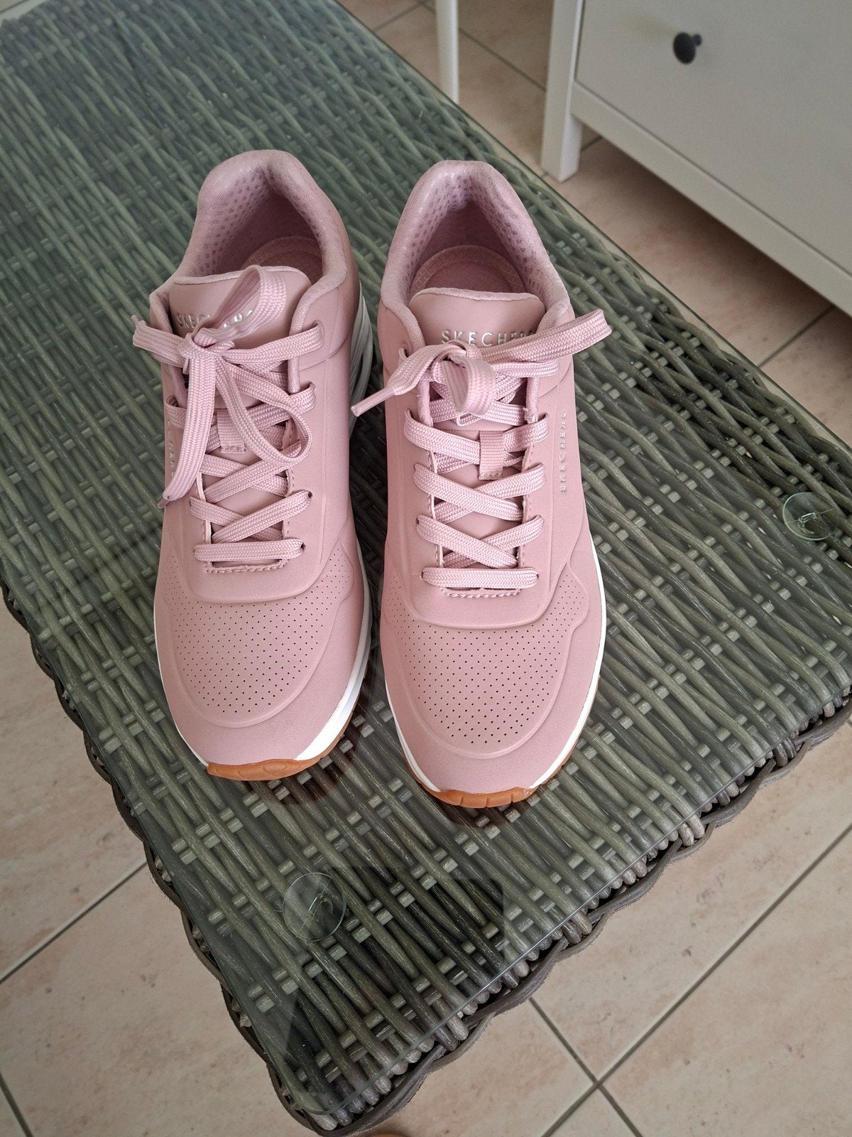 Los Angelos skechers mt 41 kl.oudrose. nieuw!, Kleding | Dames, Ophalen of Verzenden, Nieuw, Sneakers of Gympen