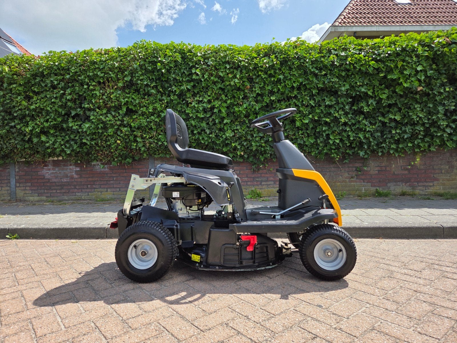 Stiga Tornado 1066H Zitmaaier NIEUWE MOTOR, Tuin en Terras, Gebruikt, Info@stiga.com, Mulchfunctie, Ophalen of Verzenden