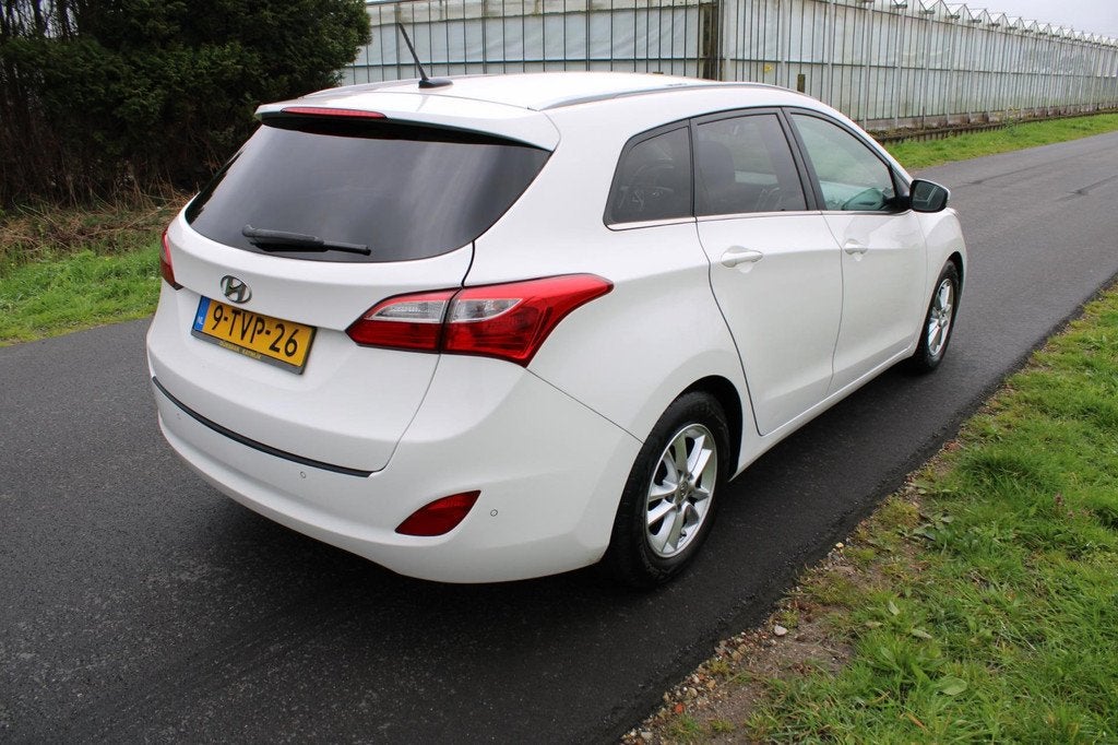 Hyundai I30 Wagon 1.6 GDI Business Edition, Auto's, Hyundai, Voorwielaandrijving, Euro 5, 135 pk, Gebruikt
