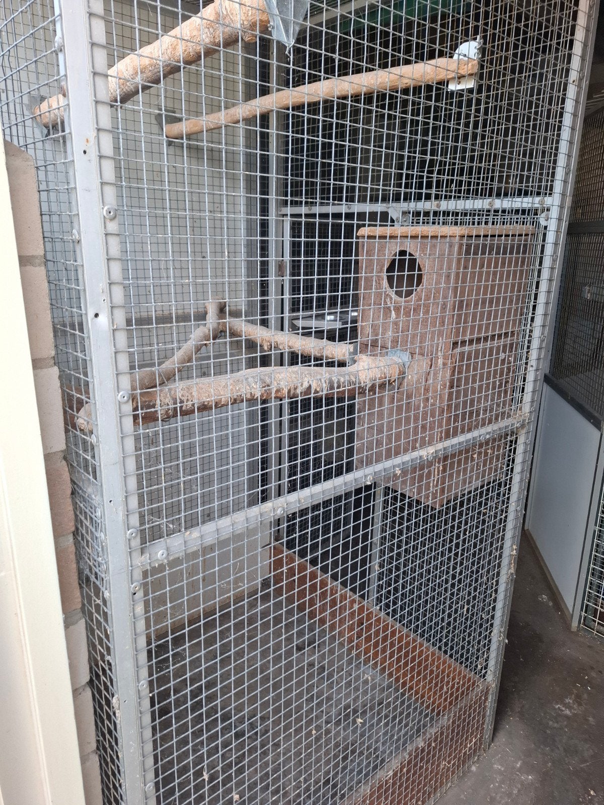 Kweekkooi/voliére met zwaar gaas,nestblok en draaiplateau, Dieren en Toebehoren, Ophalen, Gebruikt, Aluminium, Volière
