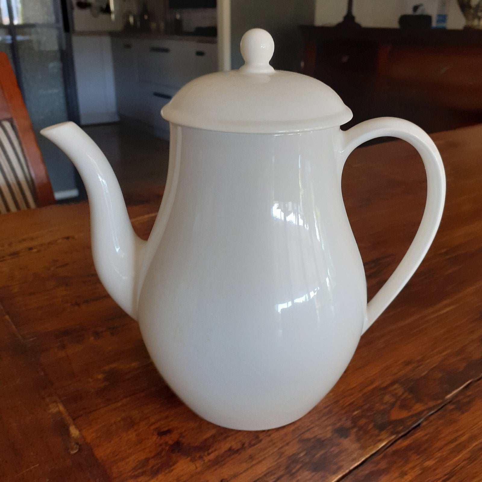 Wedgwood TRADITIONAL PLAIN  Koffiepot inhoud 0,9 ltr, Huis en Inrichting, Keuken | Servies, Overige typen, Ophalen of Verzenden