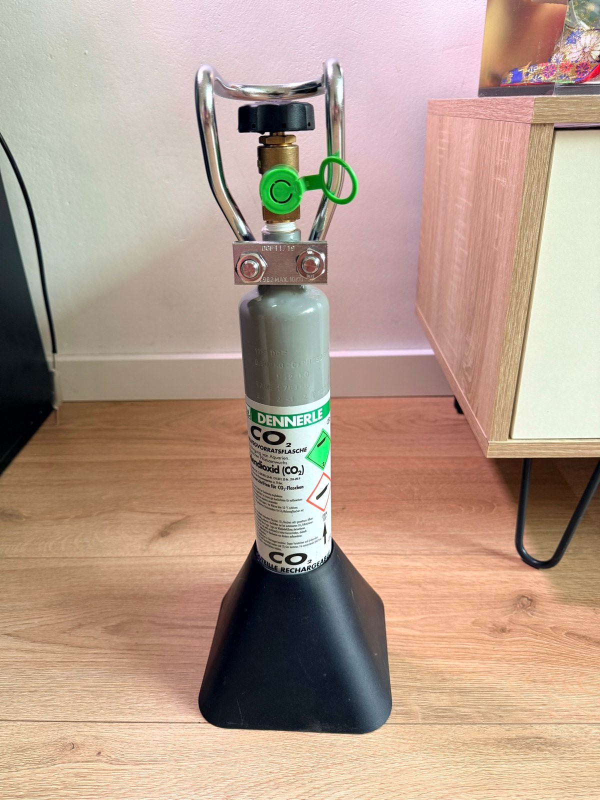 Co2 fles 500gr dennerle - opgevuld, Ophalen, Zo goed als nieuw, CO₂-systeem, Dennerle