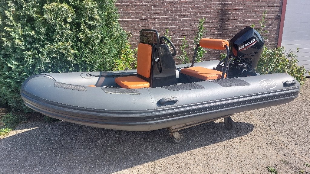 Infanta 3.9 RIB met Mercury 30 pk Viertakt 2023, Watersport en Boten, Rubberboten, 4 m, INFANTA, Zo goed als nieuw, 2 m