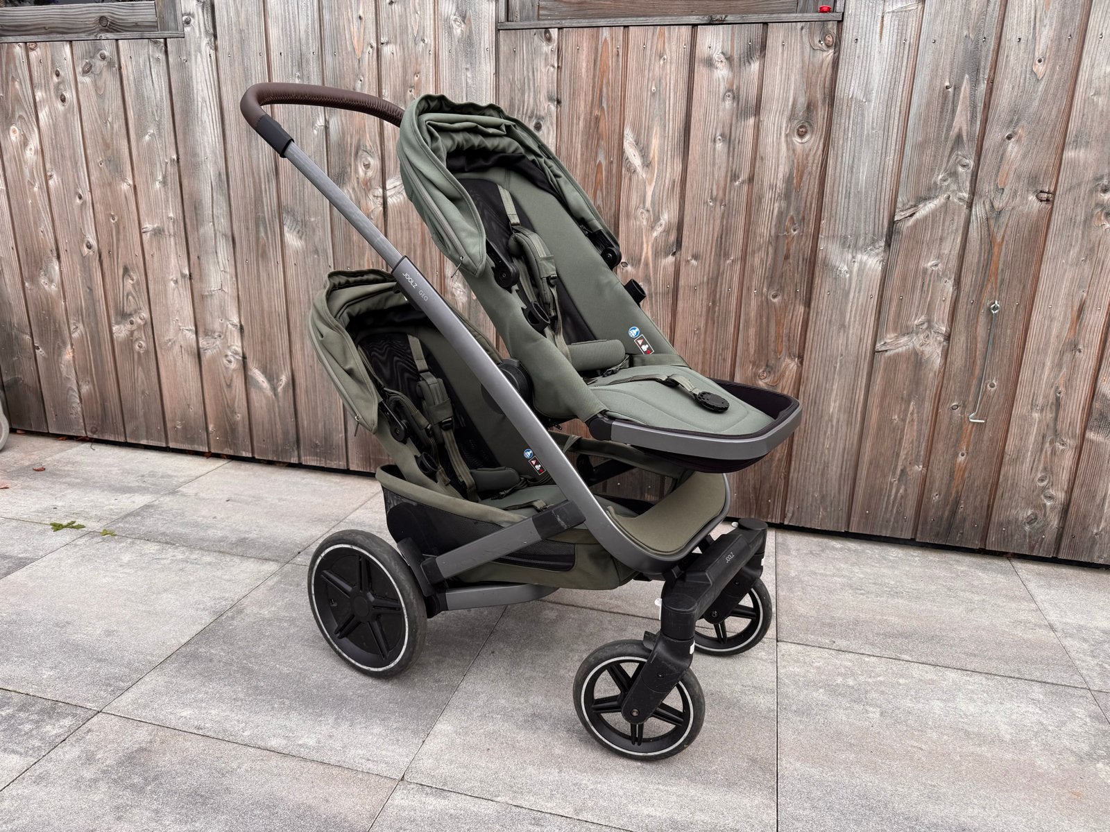 Joolz Geo 3 Duo Kinderwagen met 2 zitjes, reiswieg & adapter, Gebruikt, Duowagen, Combiwagen, Ophalen
