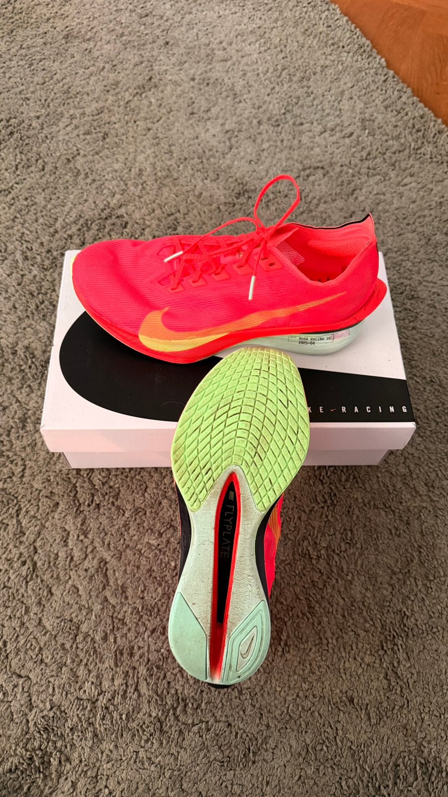 Nike Vaporfly 4 maat 42 (15 km op gelopen), Ophalen of Verzenden, Zo goed als nieuw, Hardlopen, Hardloopschoenen