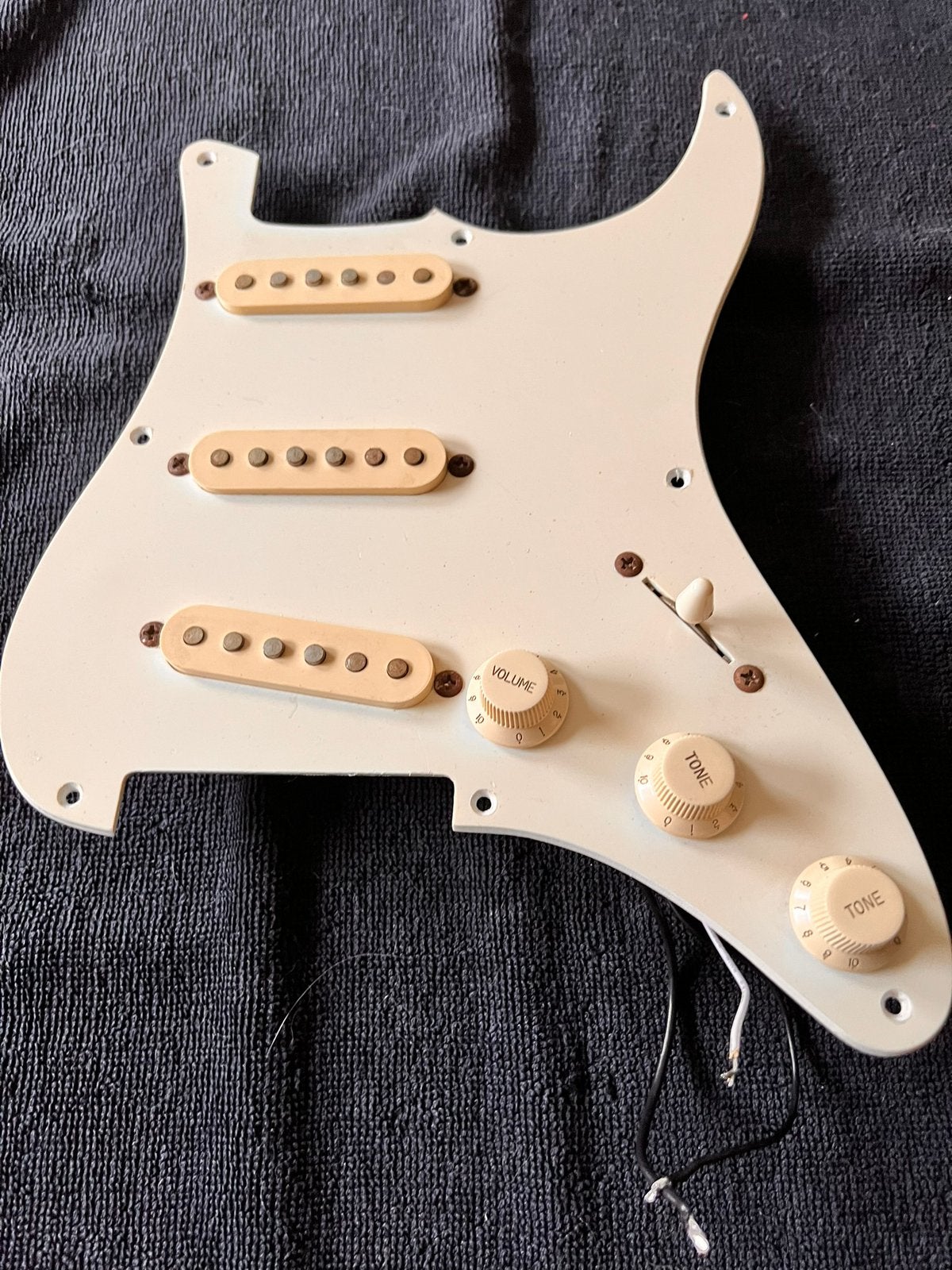 Stratocaster pickguard geheel compleet, Ophalen of Verzenden, Gebruikt, Elektrische gitaar