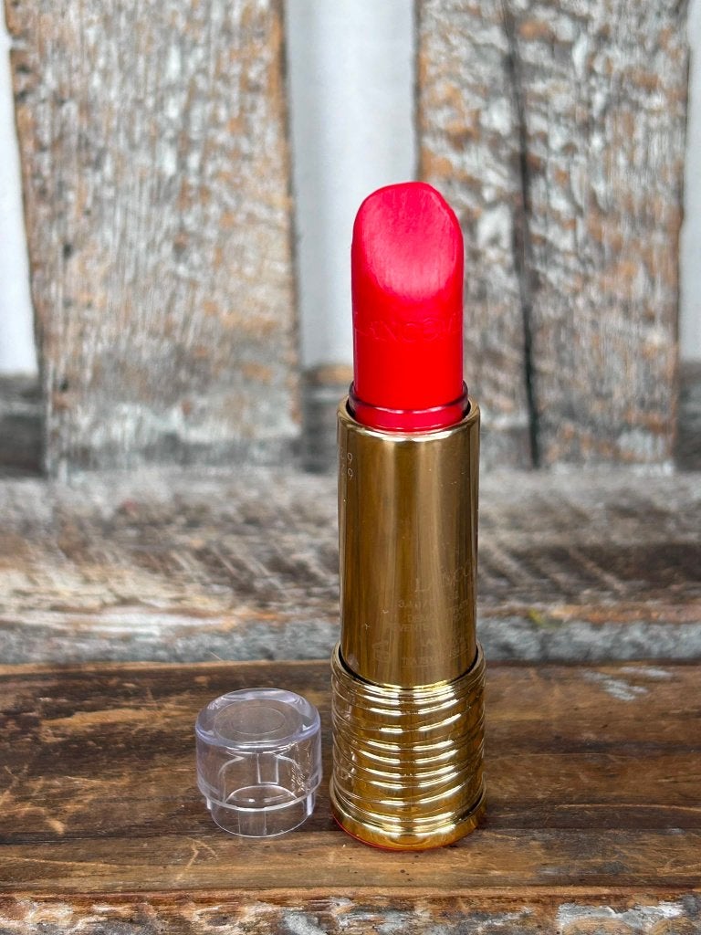 Lancome Cream Lipstick 144 Red Oulala, Lippen, Ophalen of Verzenden, Zo goed als nieuw, Make-up